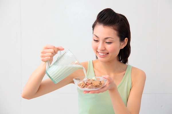 Sữa tăng cân nào tốt cho nữ?