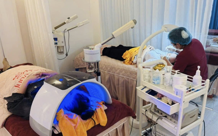 Trị mụn CELL LAYER JUNA SPA – giải pháp trị mụn từ gốc, chuẩn y khoa, sâu vào từng tầng tế bào