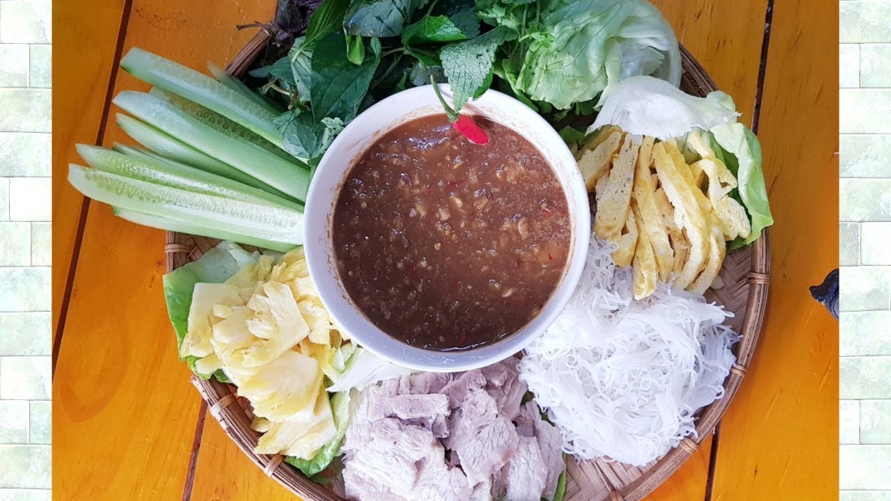 Cuối tuần làm món thịt luộc cuốn chấm măm nêm cho gia đình dùng nhé